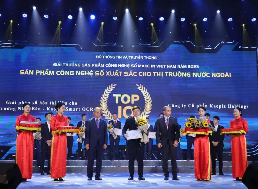 The "Make in Vietnam Digital Technology Product" award in 2023 recognizes Vietnamese digital technology products that conquer the world, contributing to humanity's development and Vietnam's prosperity.