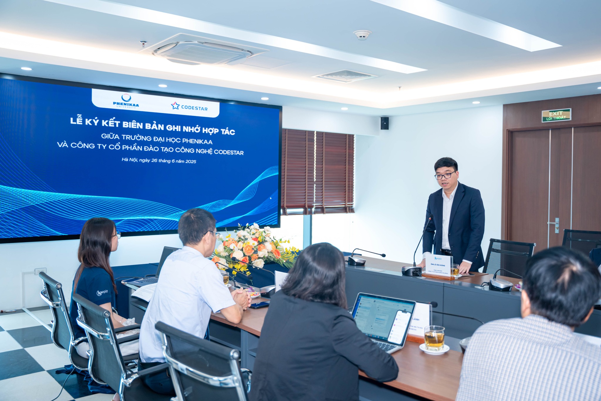 Codestar outlines Tech Training initiatives during MoU event with Phenikaa University