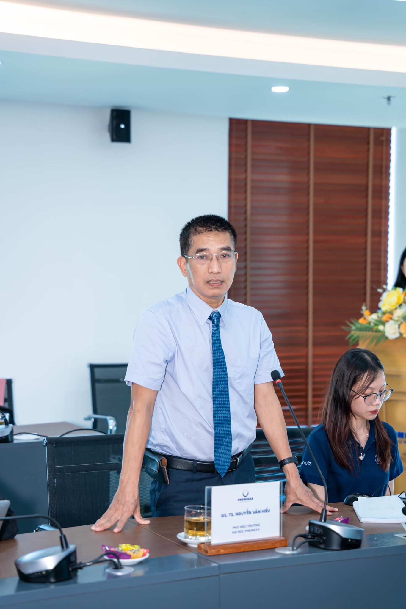  Leadership teams celebrate new Tech Training partnership between Codestar and Phenikaa University