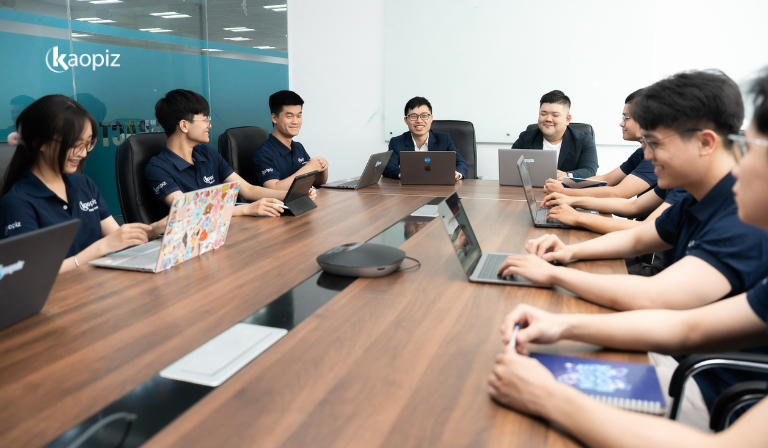 How Kaopiz Helps Businesses Leverage AI Like ChatGPT & Perplexity