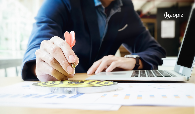 Difference Between Git vs GitLab vs GitHub: Target Users