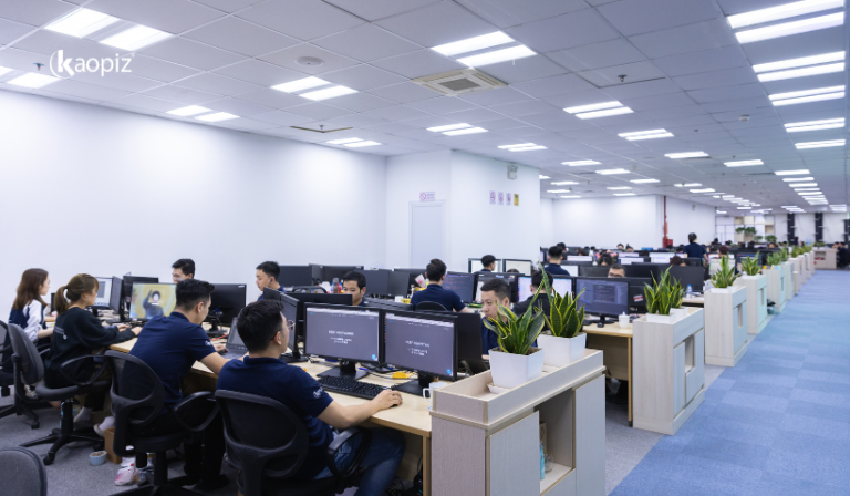 How Kaopiz Builds AI Chatbots for Singapore Businesses